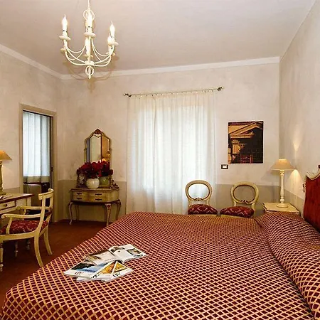 Pietra Del Diavolo 호텔 *